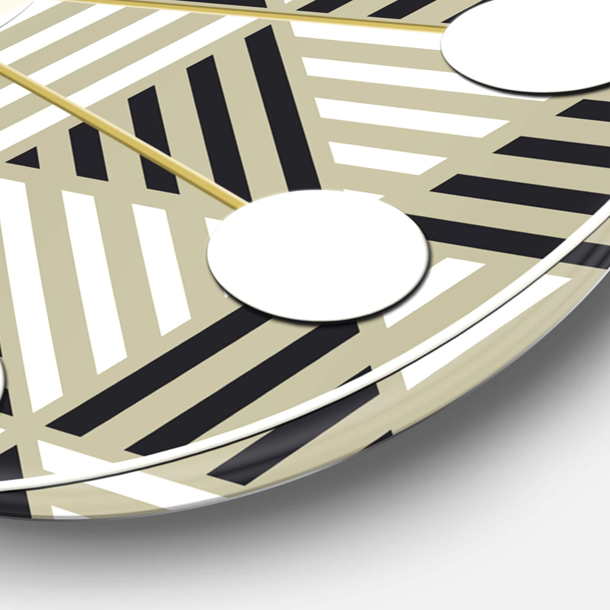 Designart 'Triangular Retro Design Viii Mid-Century Modern Wall Clock